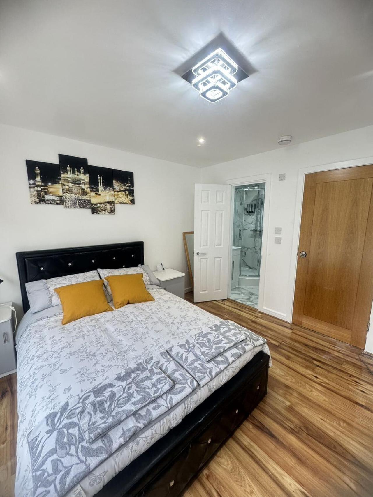 Tina Guest House Лондон Екстериор снимка